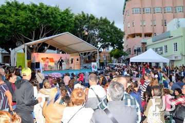 Espectáculo infantil en Los Llanos de Telde (Foto Francisco Javier Santana)